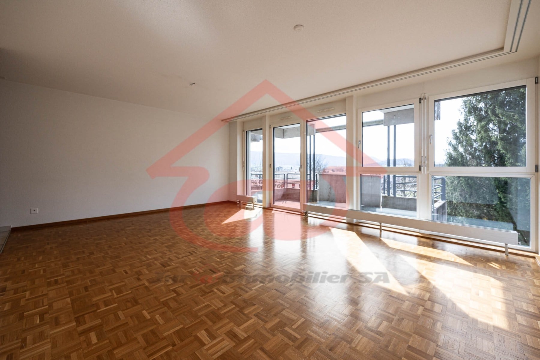 Appartement de 4 pièces au 2ème étage - photo 2