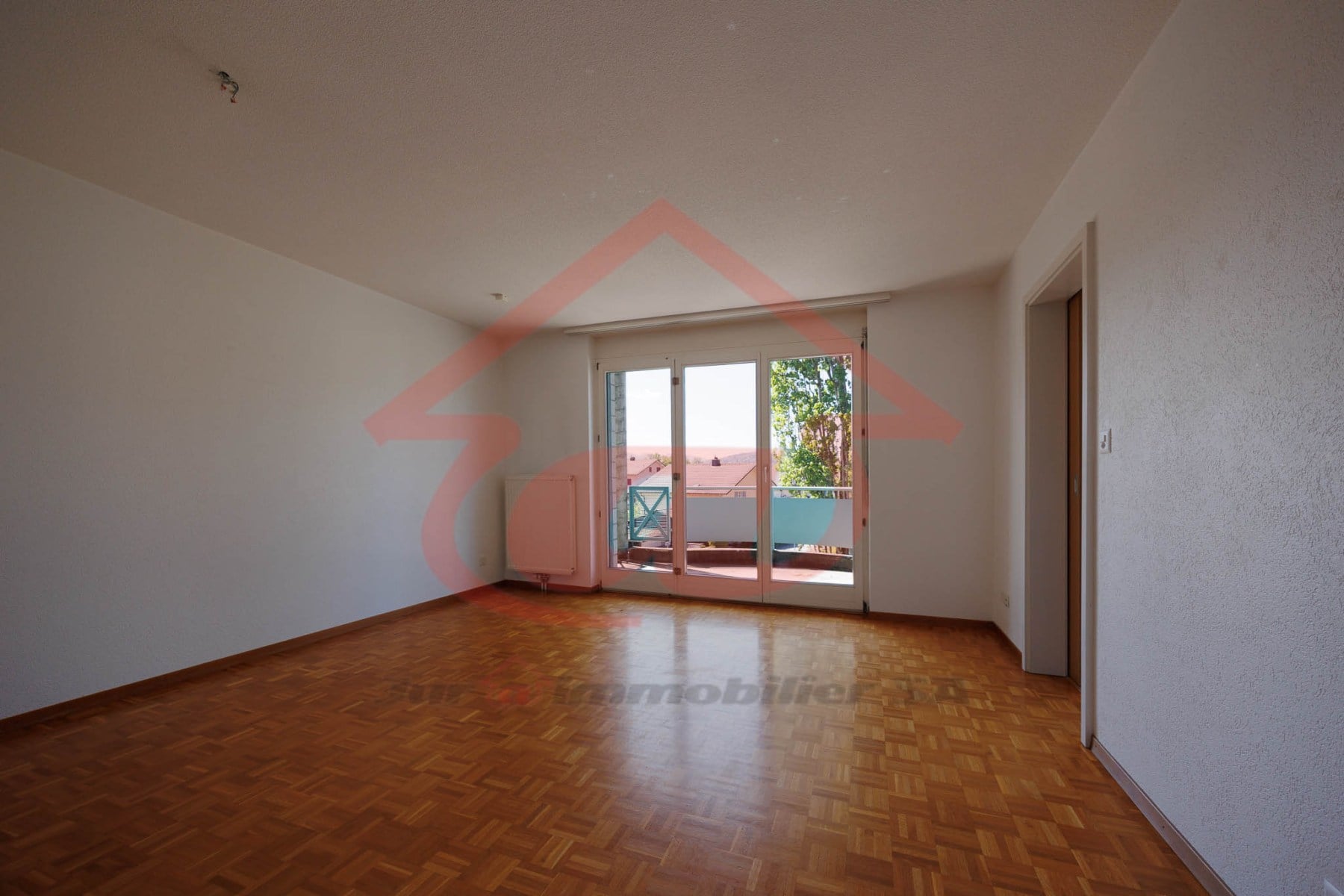 Appartement de 3 pièces au 2ème étage - photo 2