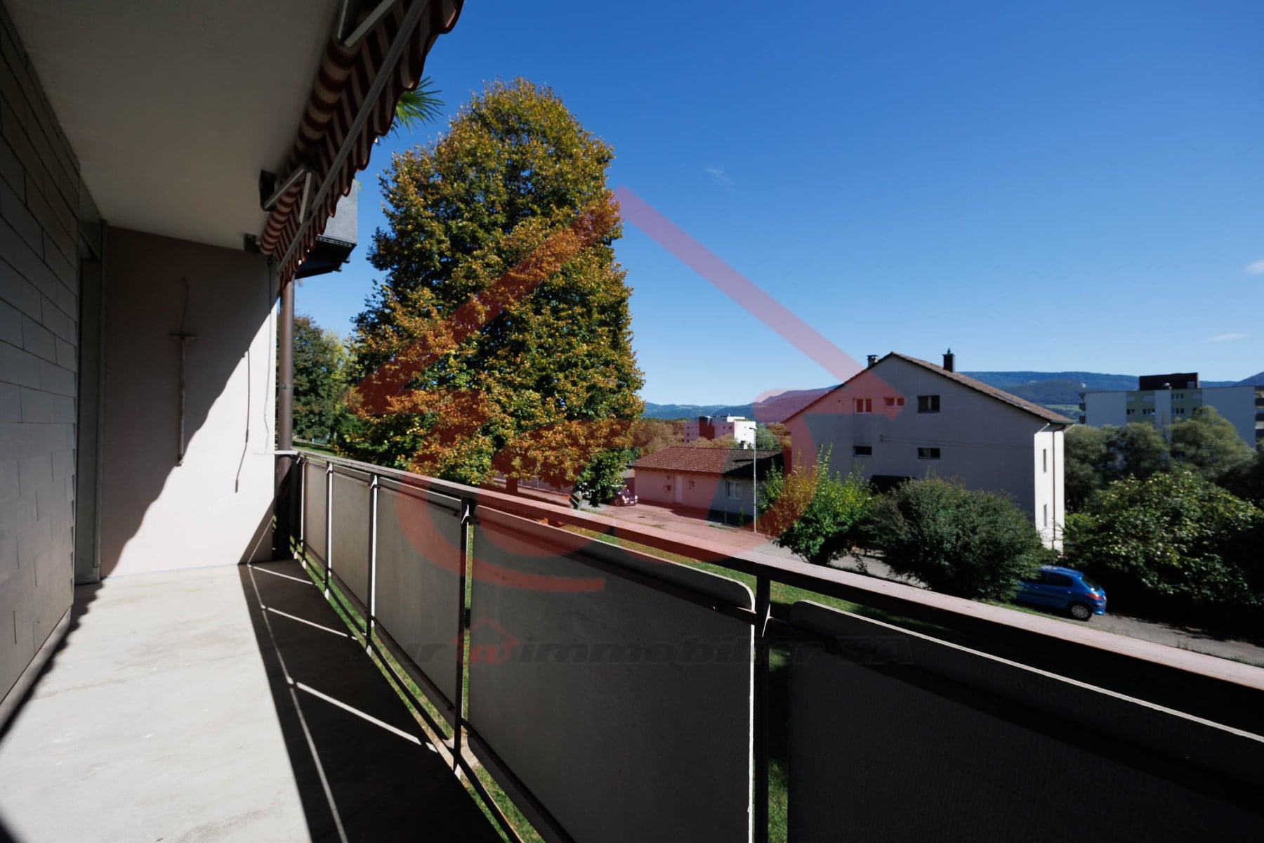 Appartement de 4 pièces au rez-de-chaussée à Delémont - photo 3