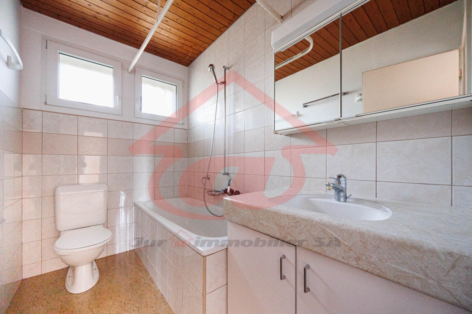 Appartement de 4 pièces au 2ème étage - photo 3