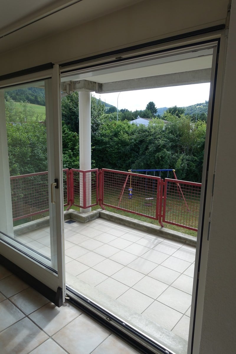 Appartement de 4.5 pièces au 1er étage proche de la gare situation calme - photo 2