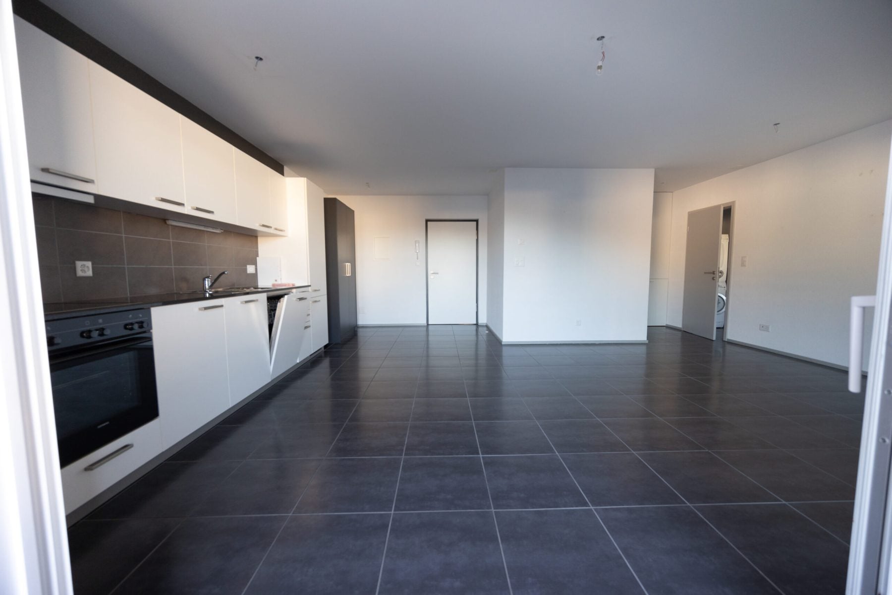 Appartement de 2.5 pièces au 3ème étage - photo 3