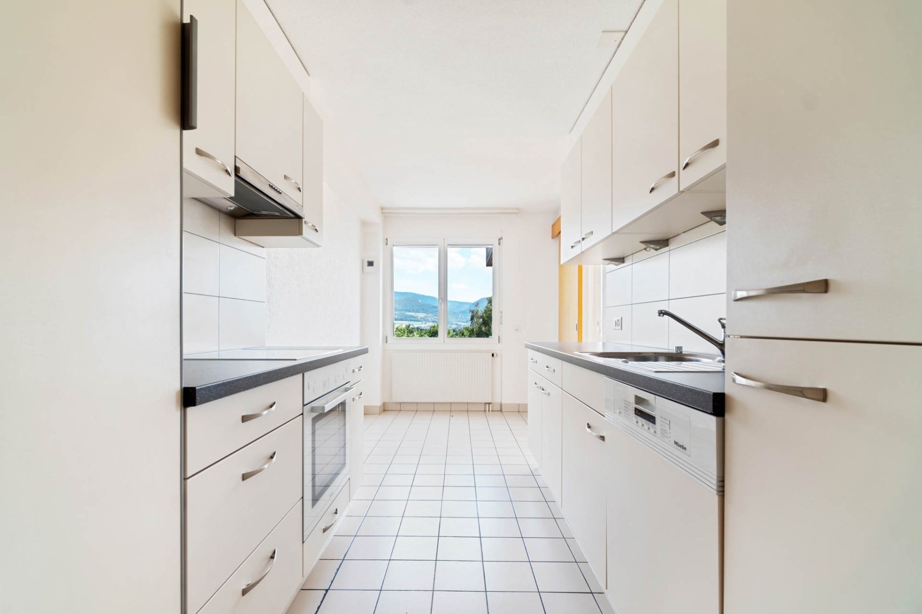 Appartement de 4 pièces au 2ème - photo 1
