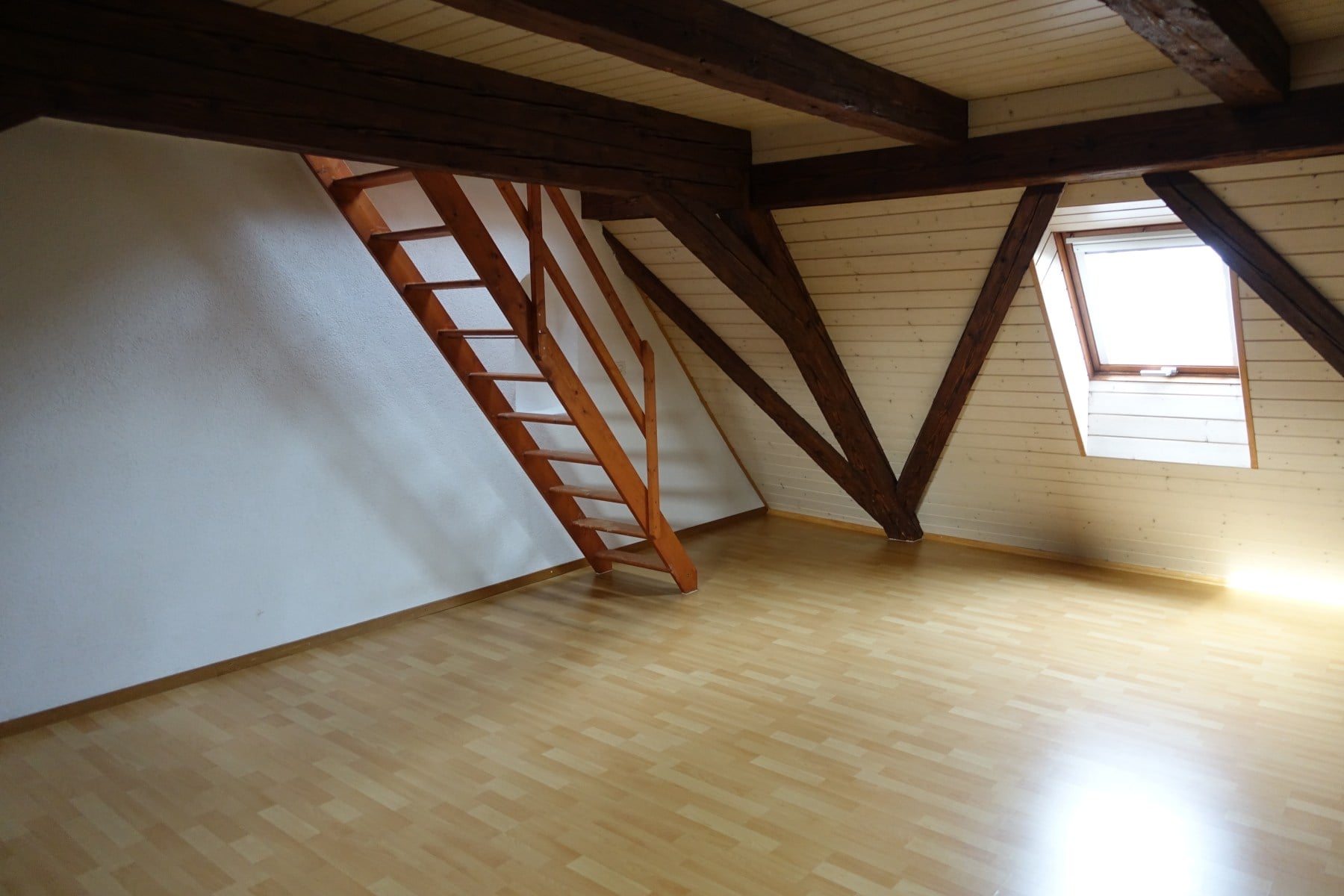 Duplex en vieille ville de Delémont - photo 4