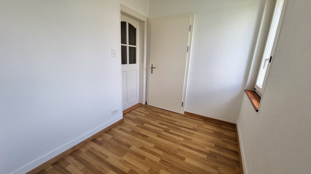 Appartement rénové de 3.5 pièces au 1er étage dans un petit immeuble - photo 5