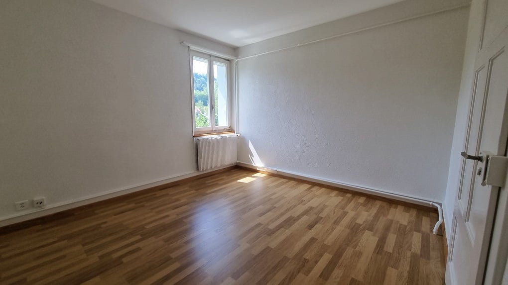 Appartement rénové de 3.5 pièces au 1er étage dans un petit immeuble - photo 4