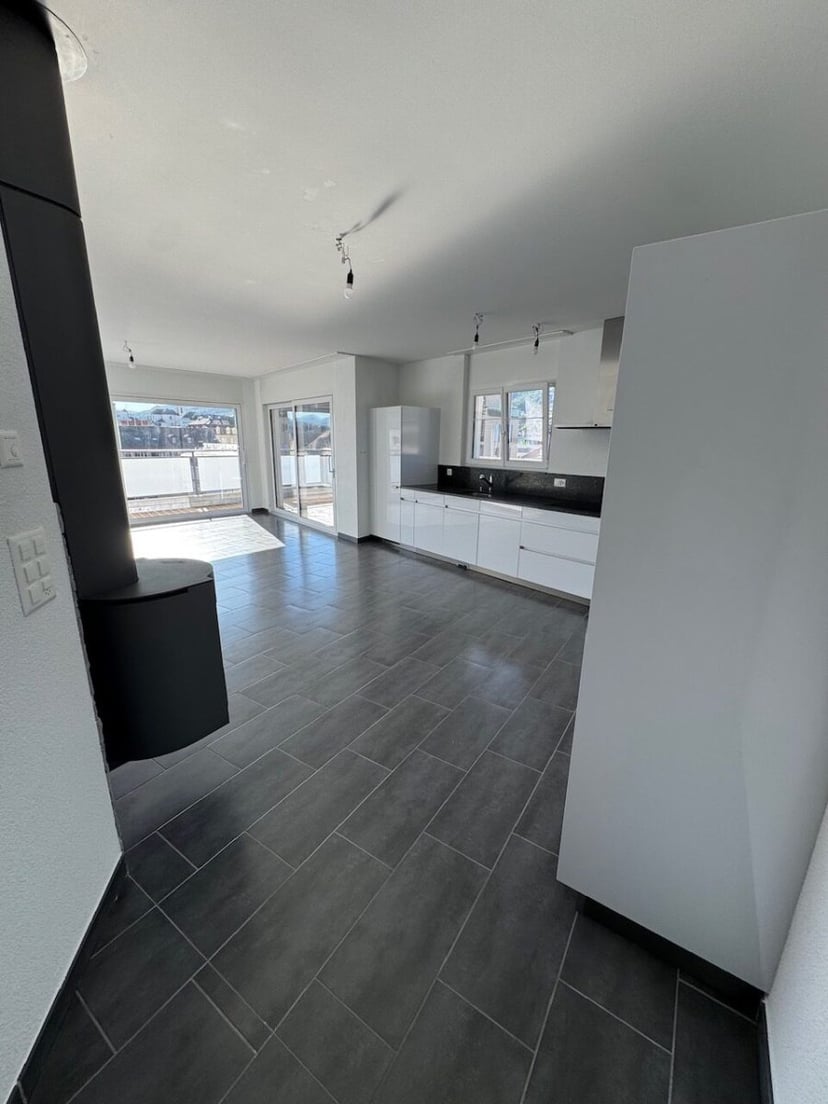 Delémont – Appartement de 3.5 pièces en attique, magnifique et rare - photo 2