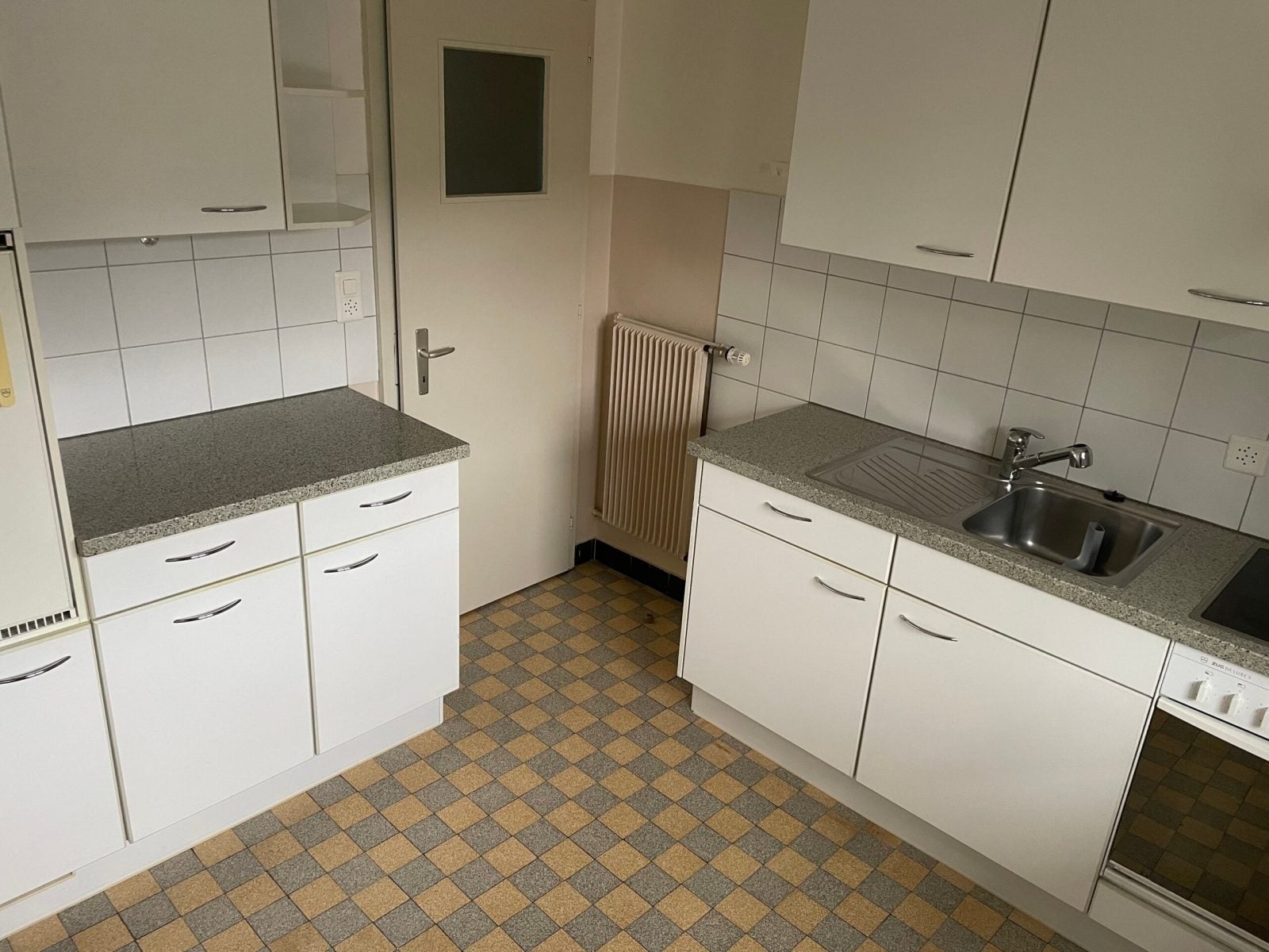 Appartement de 3.5 pièces au rez-de-chaussée - photo 3