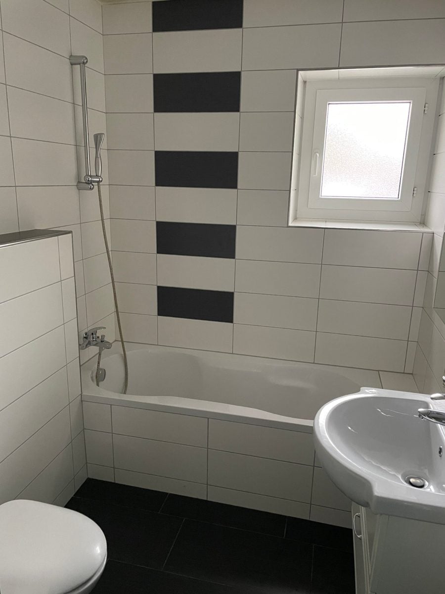 Appartement de 3.5 pièces au rez-de-chaussée - photo 2