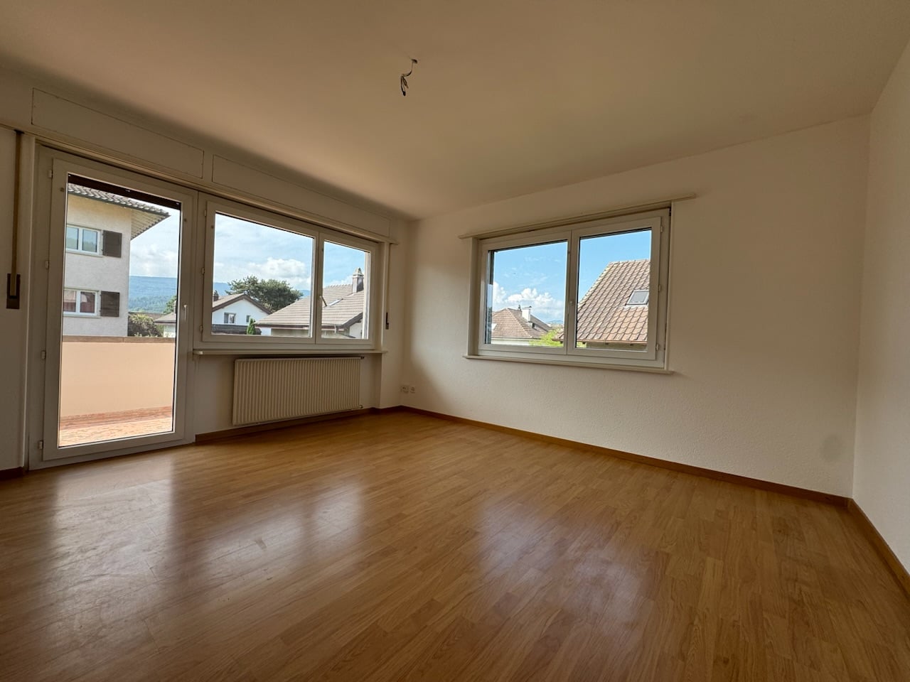 Appartement de 3 pièces au 1er étage entièrement rénové - photo 4