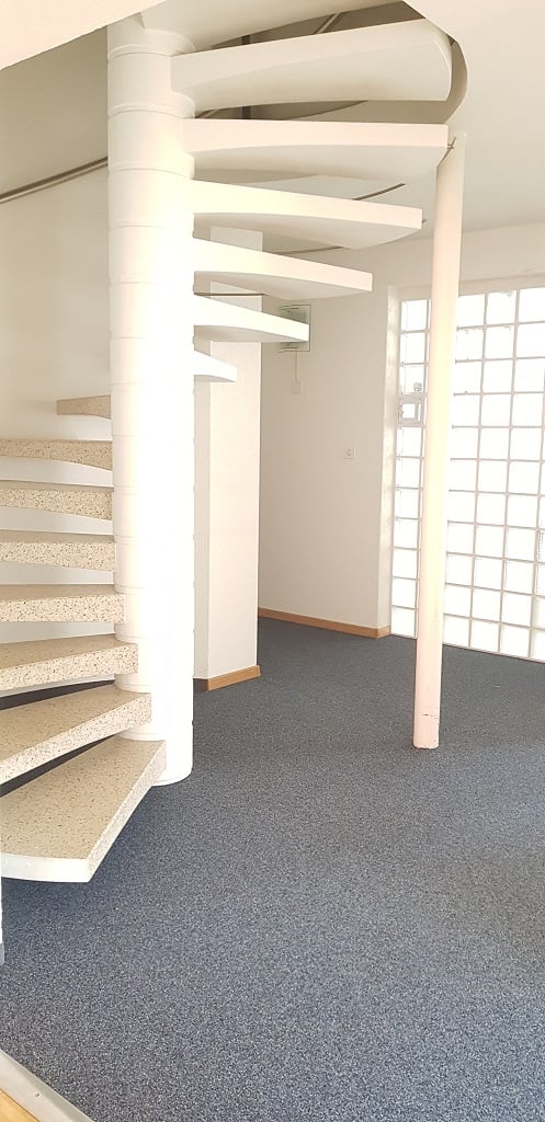 Grand bureau de 250 m2 idéalement situé à Delémont - photo 3