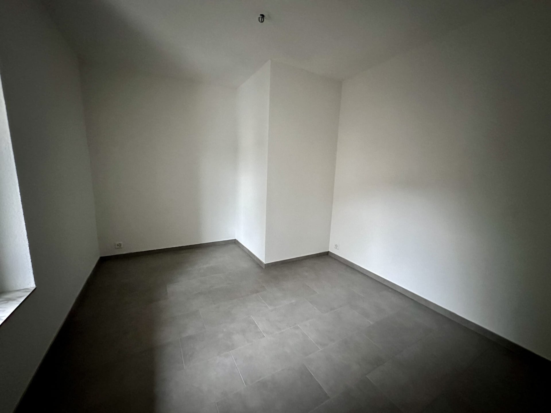 À louer à Courrendlin appartement à plain-pied de 4.5 pièces - photo 5