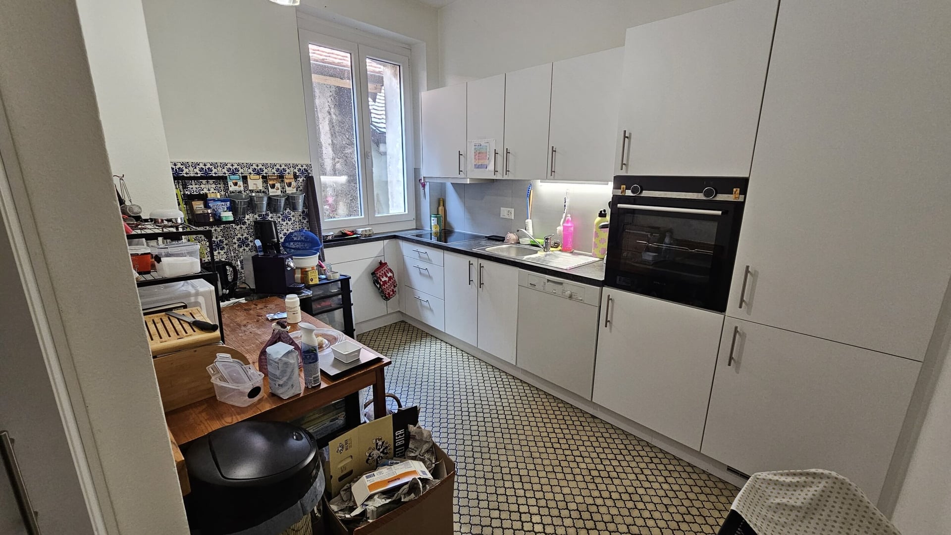À louer à Delémont appartement de 4.5 pièces en vieille ville - photo 1