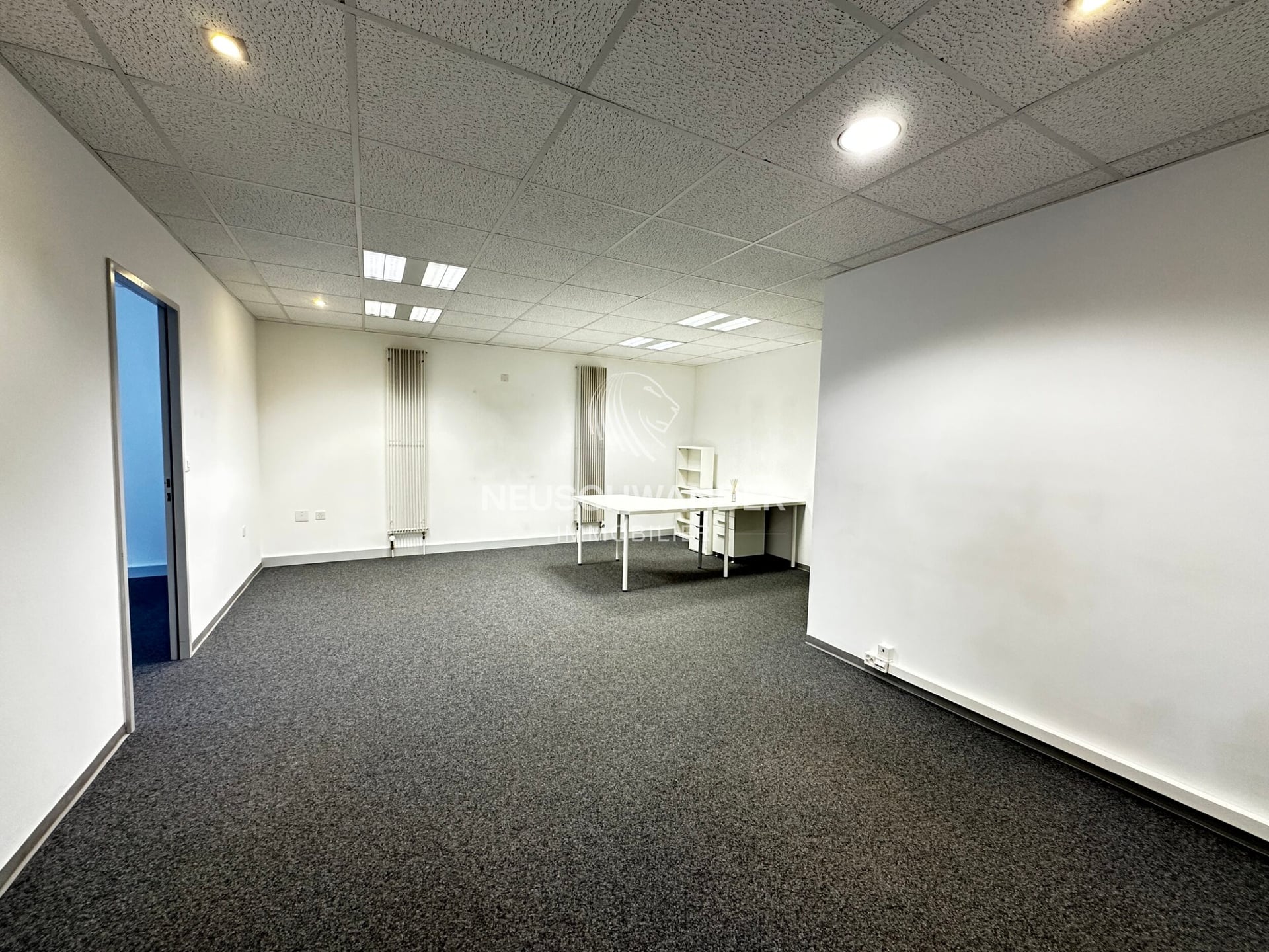 Local moderne de 5.5 pièces au 1er étage à louer à Delémont - photo 1