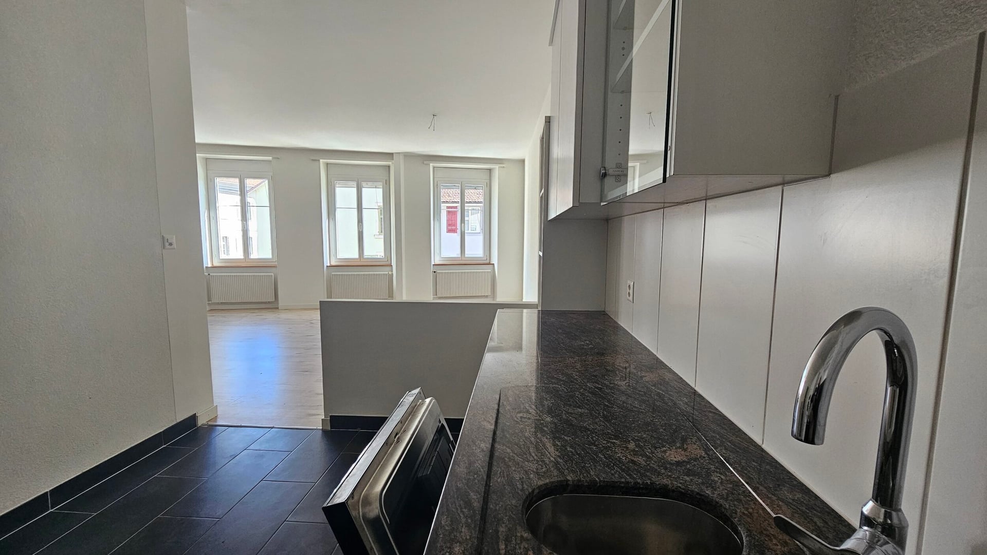 À louer à Delémont charmant appartement de 3.5 pièces au 1er étage - photo 2