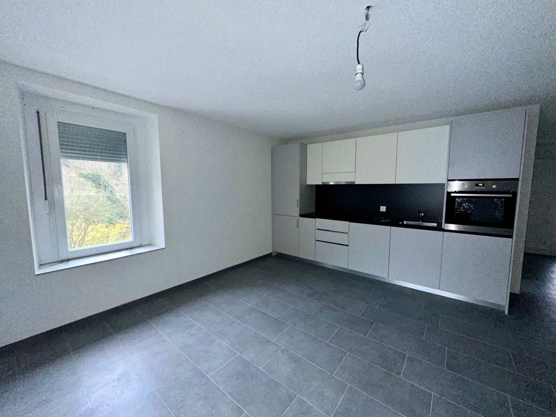 À louer à Courrendlin appartement au 1er étage de 4.5 pièces - photo 3
