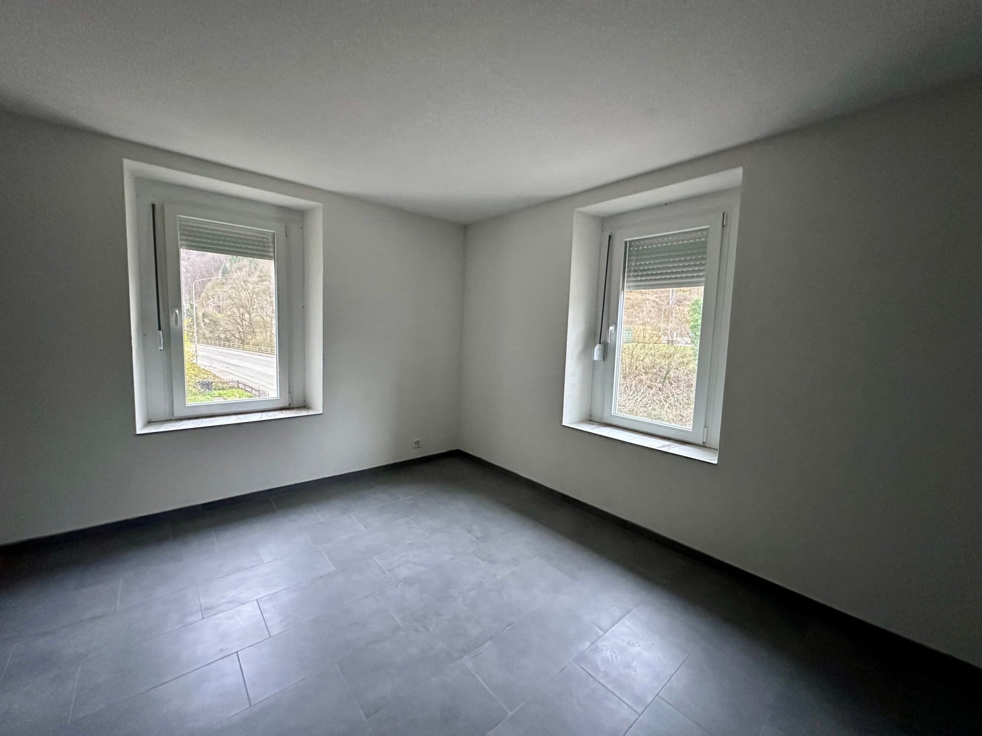 À louer à Courrendlin appartement au 1er étage de 4.5 pièces - photo 4