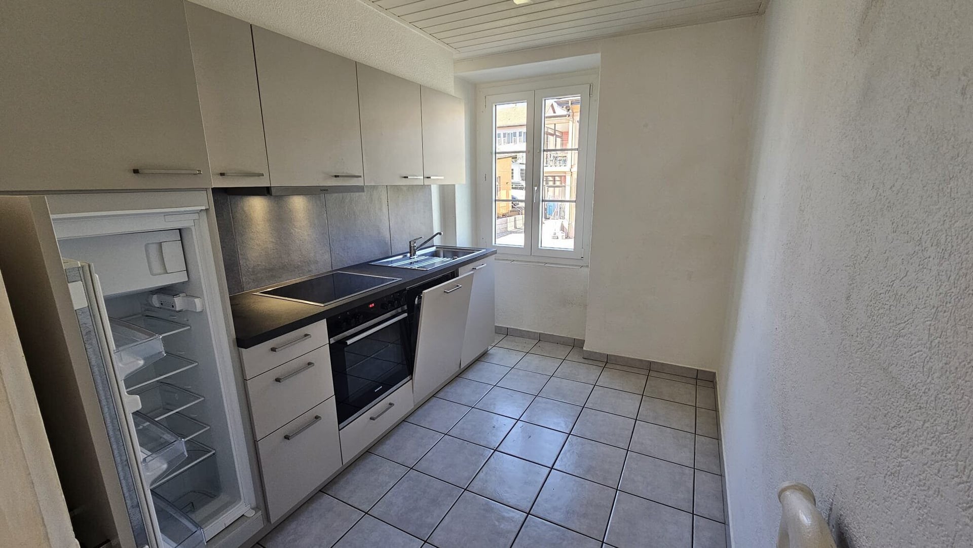 Appartement de 3.5 pièces à louer à Reconvilier - photo 2