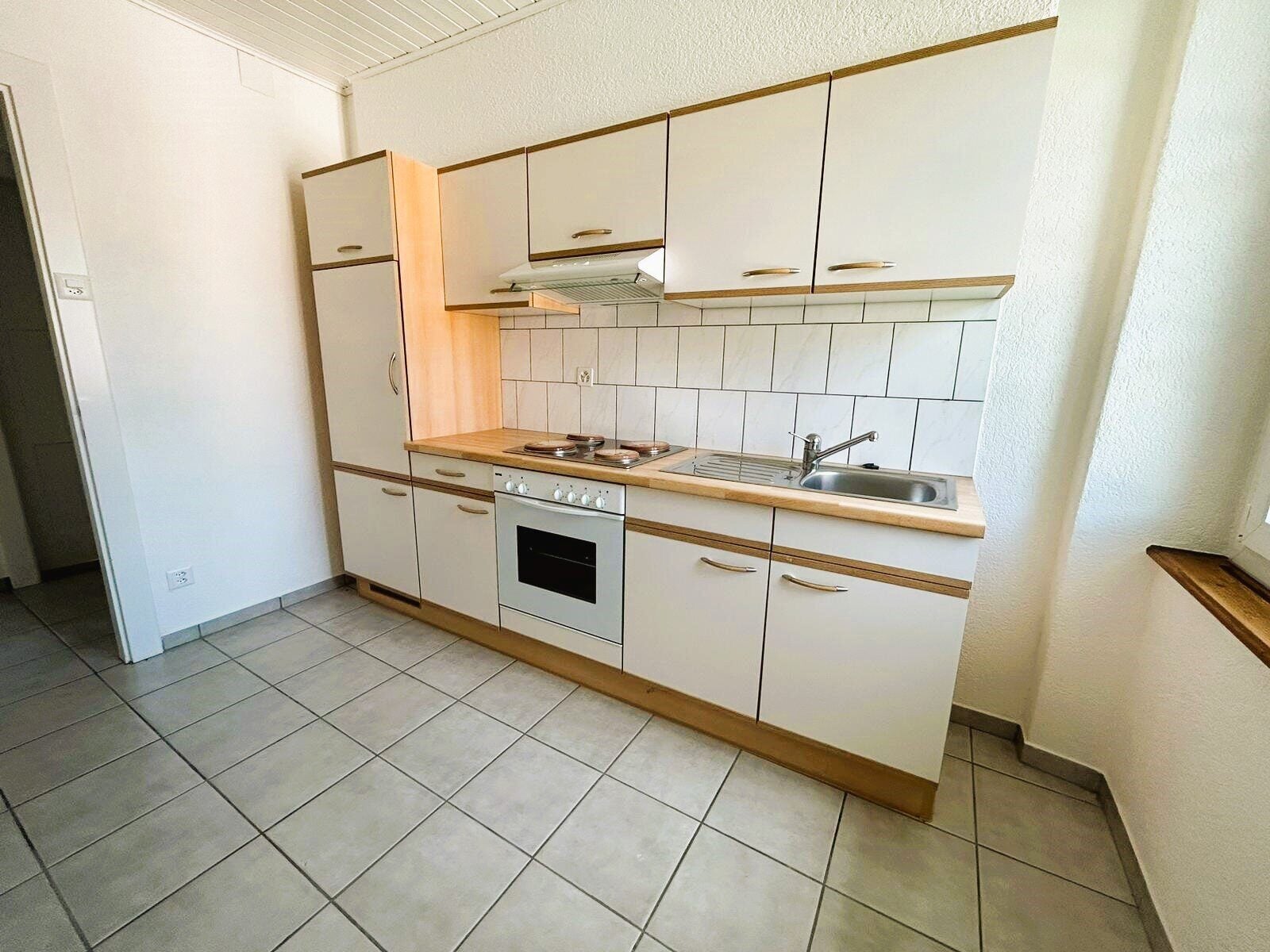 À Reconvilier appartement de 3.5 pièces au 2ème étage à louer - photo 1