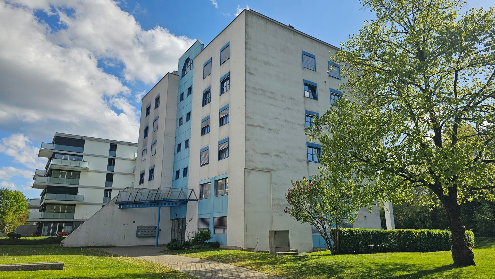 À louer à Delémont superbe attique de 6 pièces avec 1 grande terrasse - photo 1