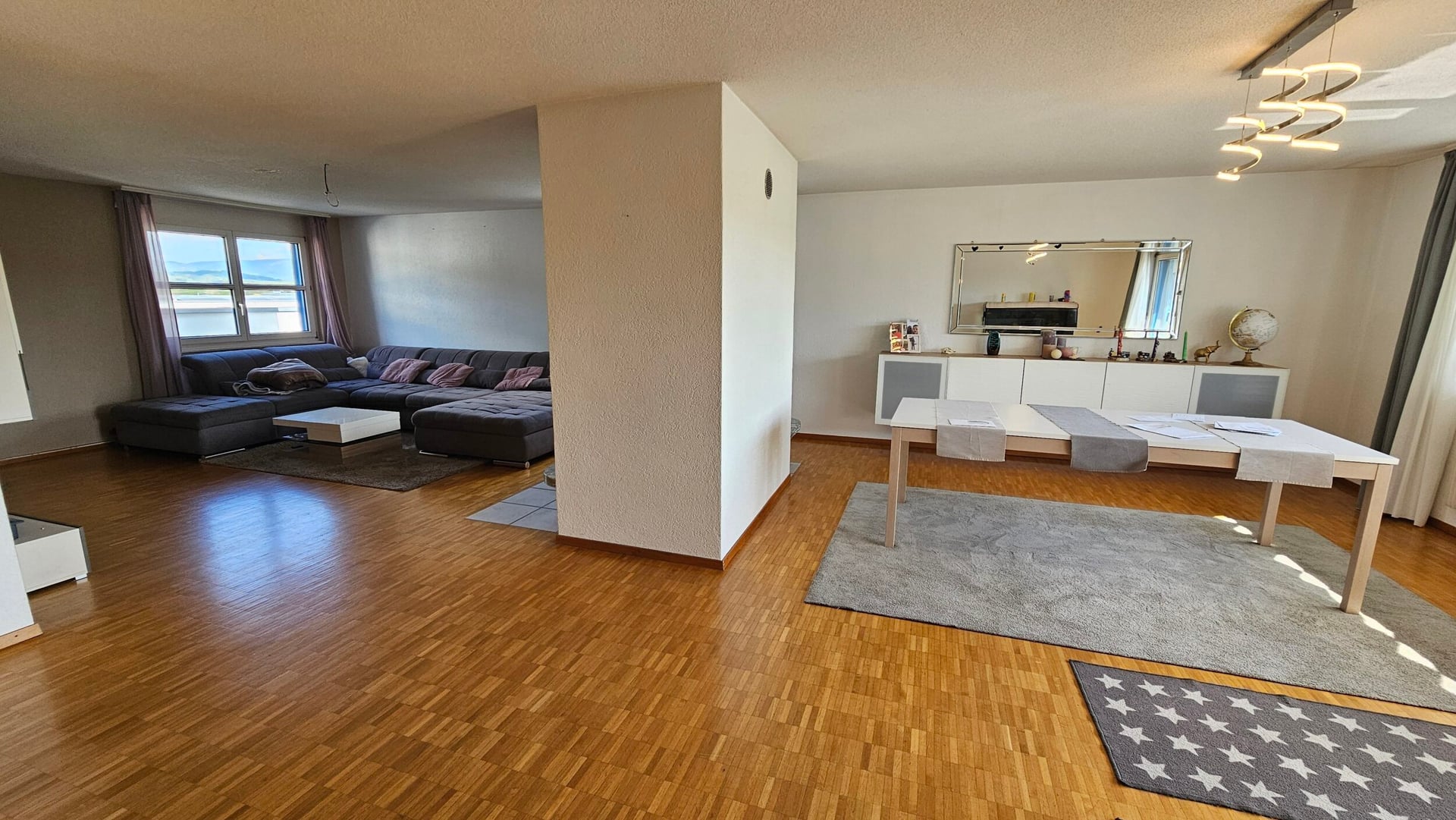 À louer à Delémont superbe attique de 6 pièces avec 1 grande terrasse - photo 3