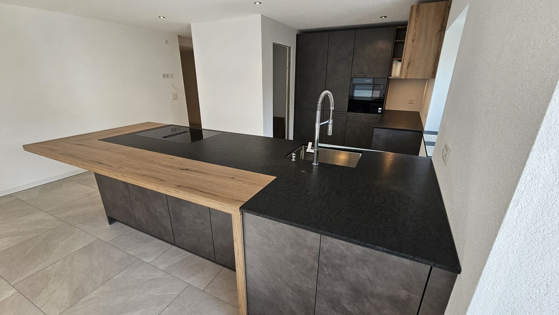 À louer à Montavon magnifique appartement de 5.5 pièces - photo 2