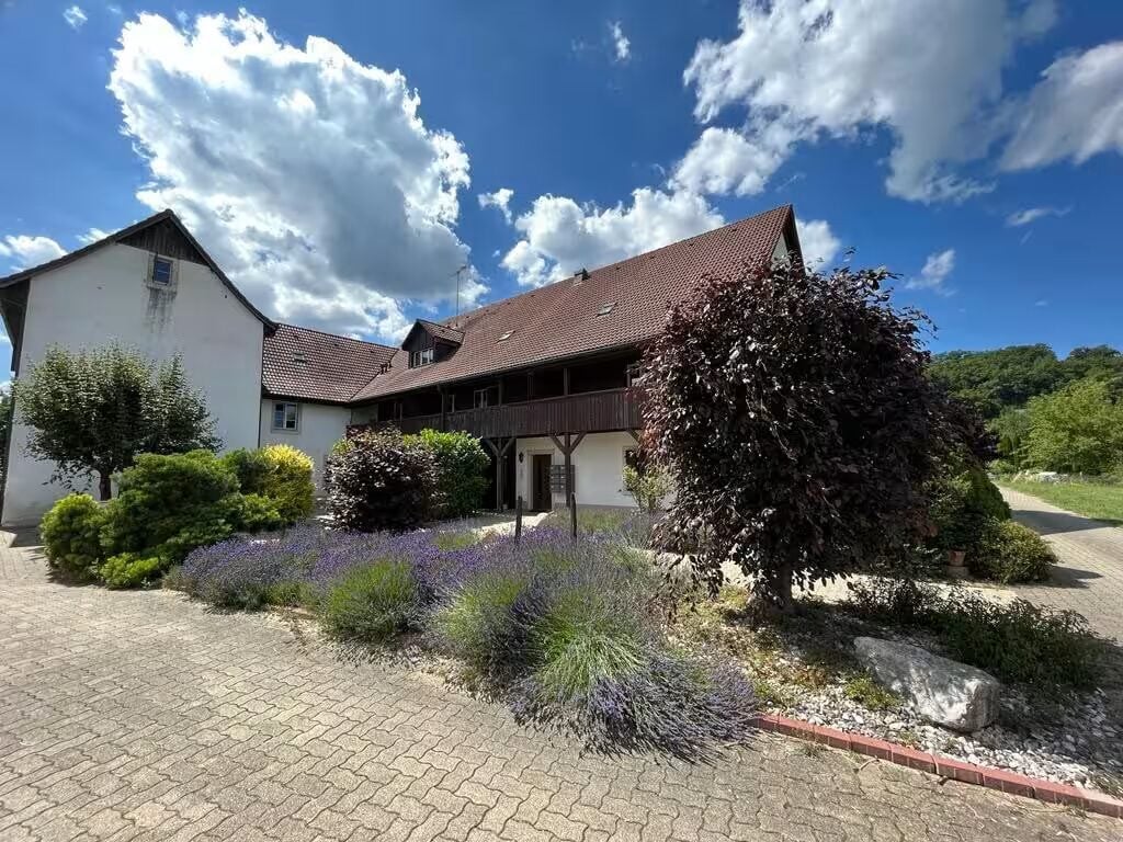 A louer appartement de 3.5 pièces à Chevenez - photo 1