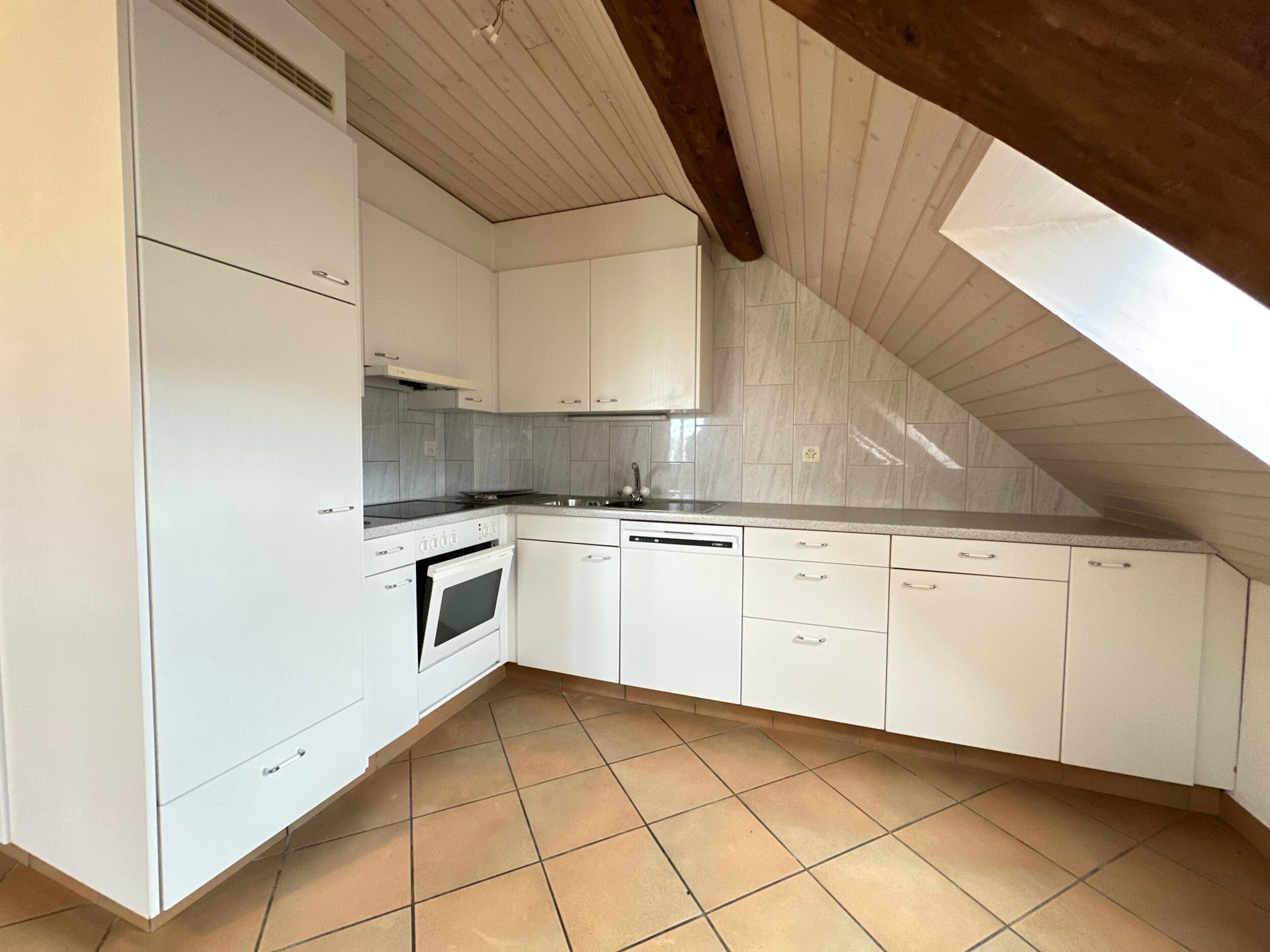 A louer appartement de 4.5 pièces à Chevenez - photo 2