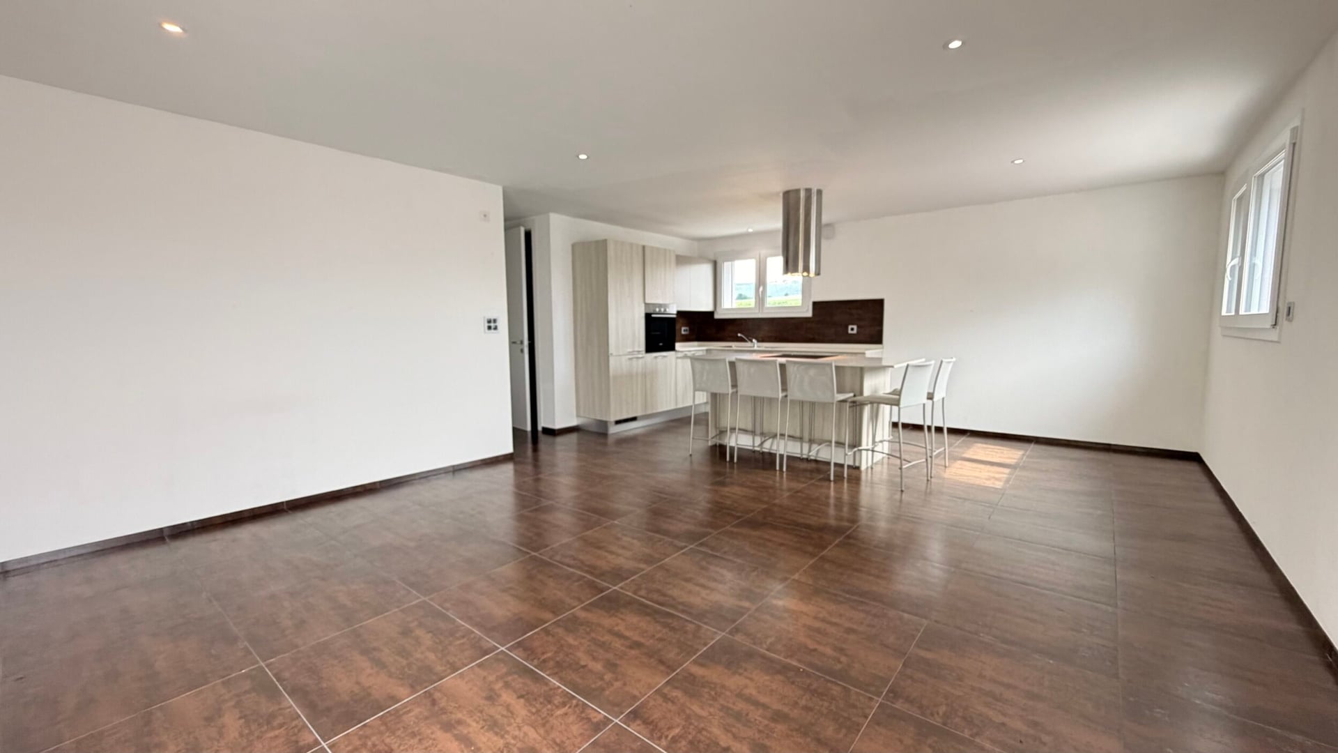 Appartement de 4.5 pièces au 1er étage à louer à Courfaivre - photo 2