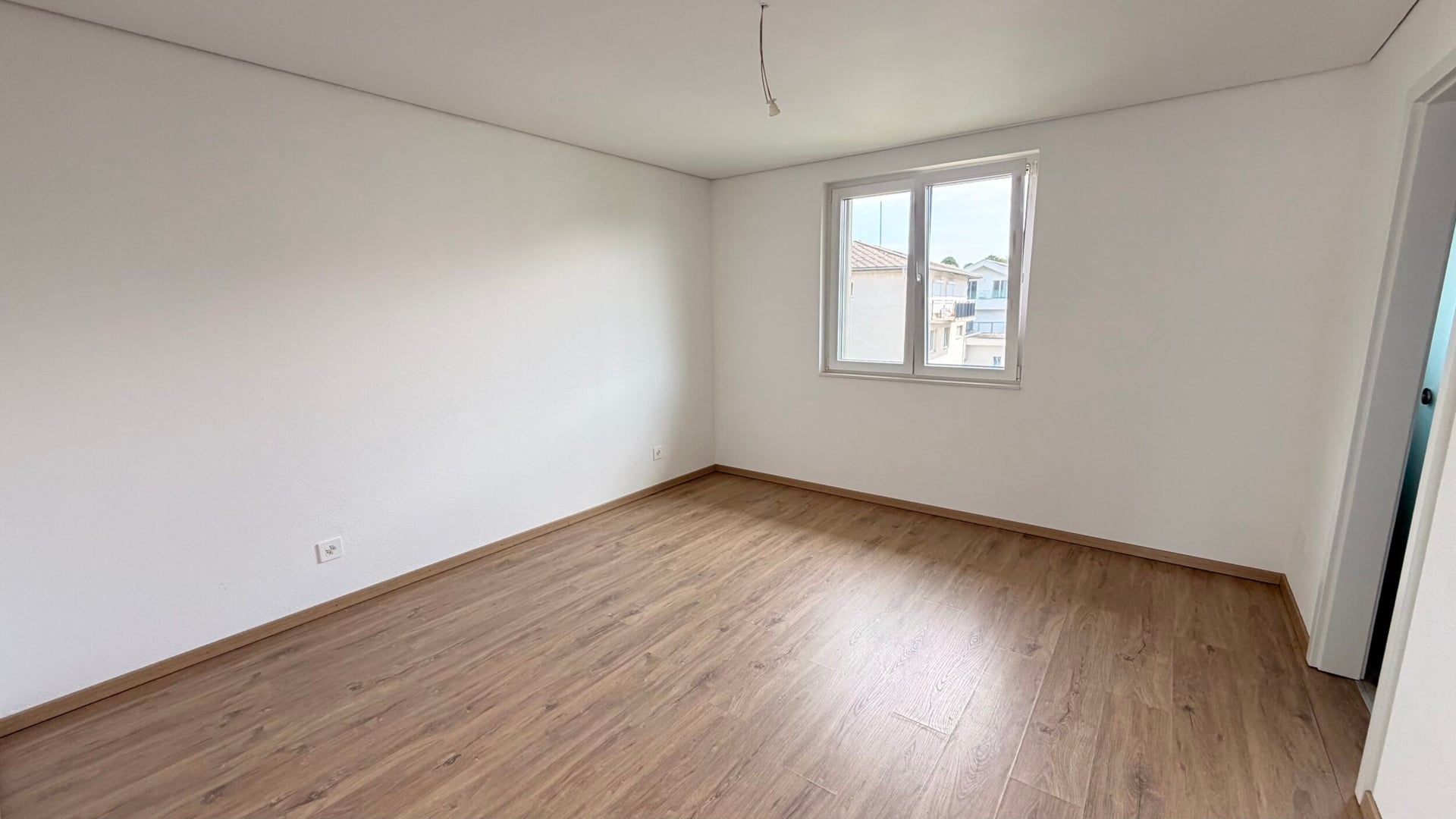 Spacieux appartement de 4,5 pièces au 2ème étage au cœur d'Alle - photo 5