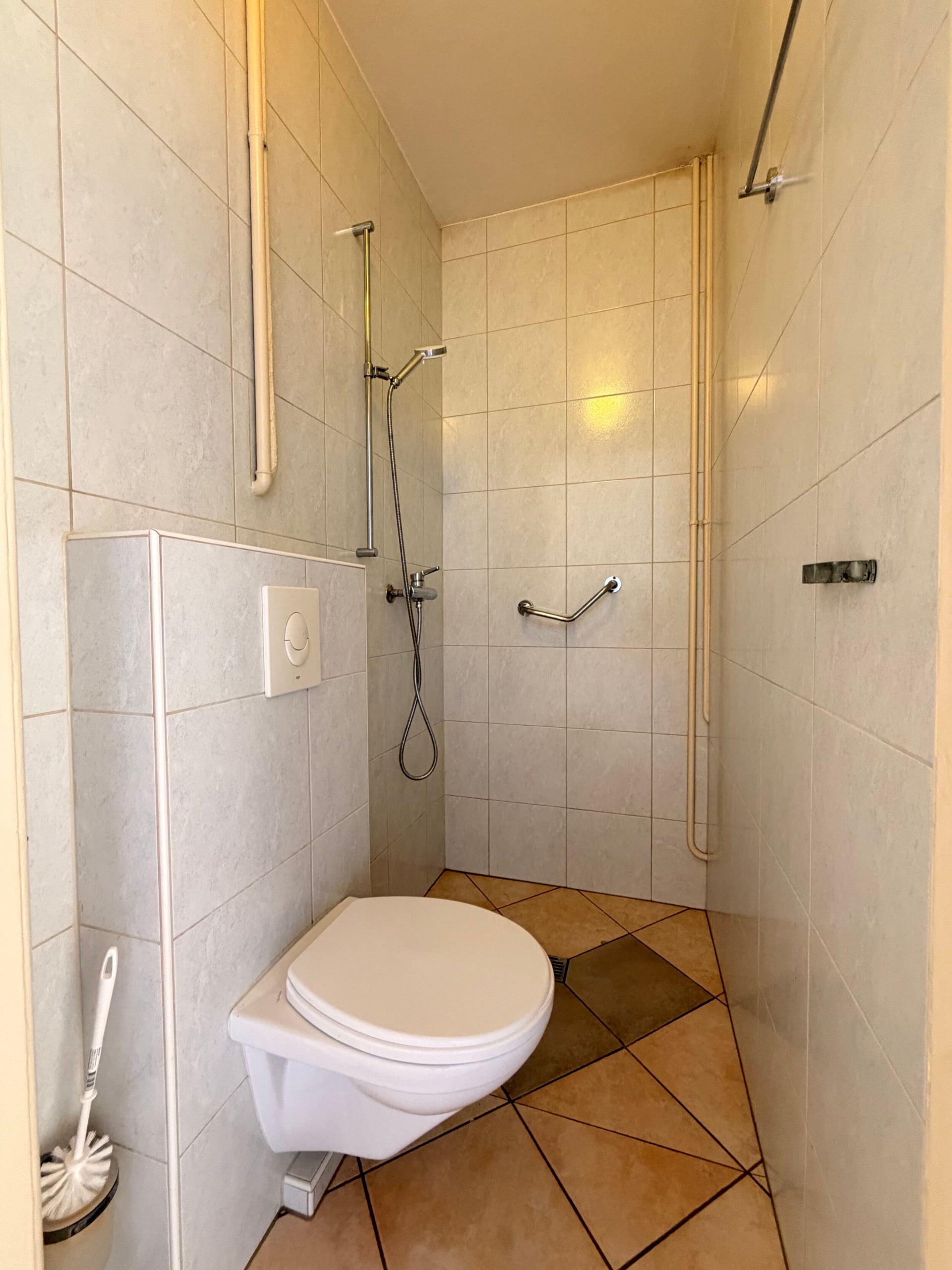 Appartement de 1,5 pièces au rez de chaussée à louer à Porrentruy - photo 2