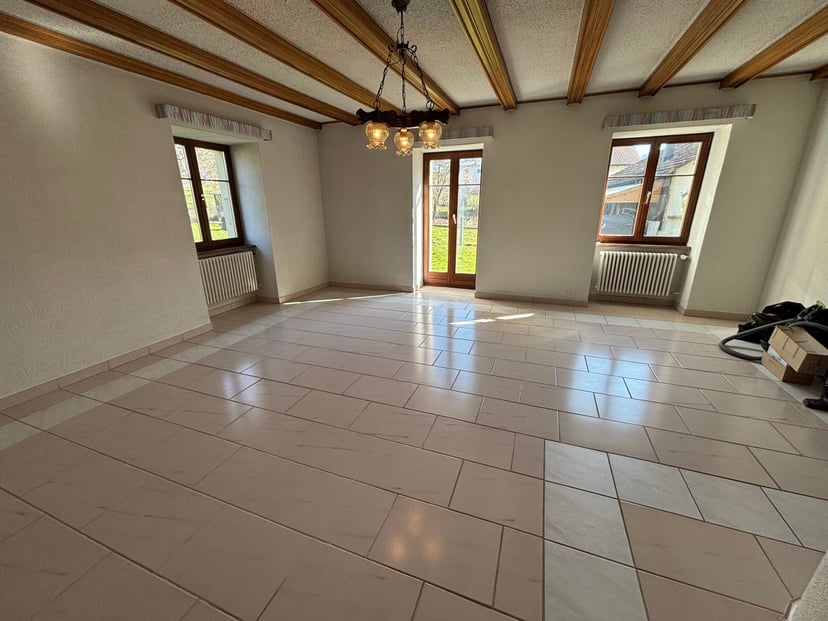 À Courgenay maison individuelle et spacieuse de 9.5 pièces - photo 5