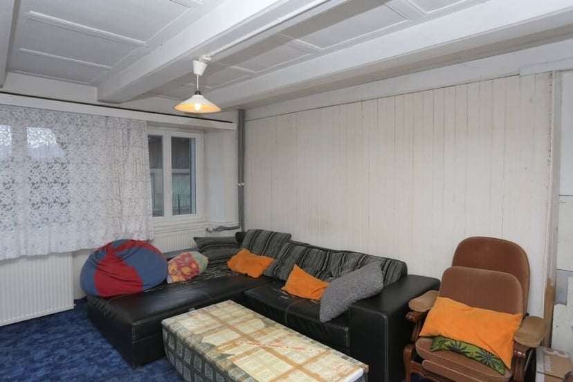 Grande bâtisse rénovée de 8 pièces à vendre à Alle - photo 4