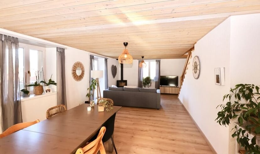 Appartement à vendre de 4.5 pièces dans une ferme rénovée à Chevenez - photo 4