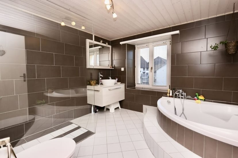 Appartement à vendre de 4.5 pièces dans une ferme rénovée à Chevenez - photo 5