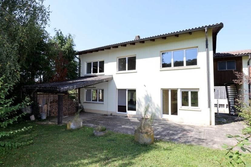 Sur les hauts de Porrentruy, domaine de 12 pièces à vendre - photo 3