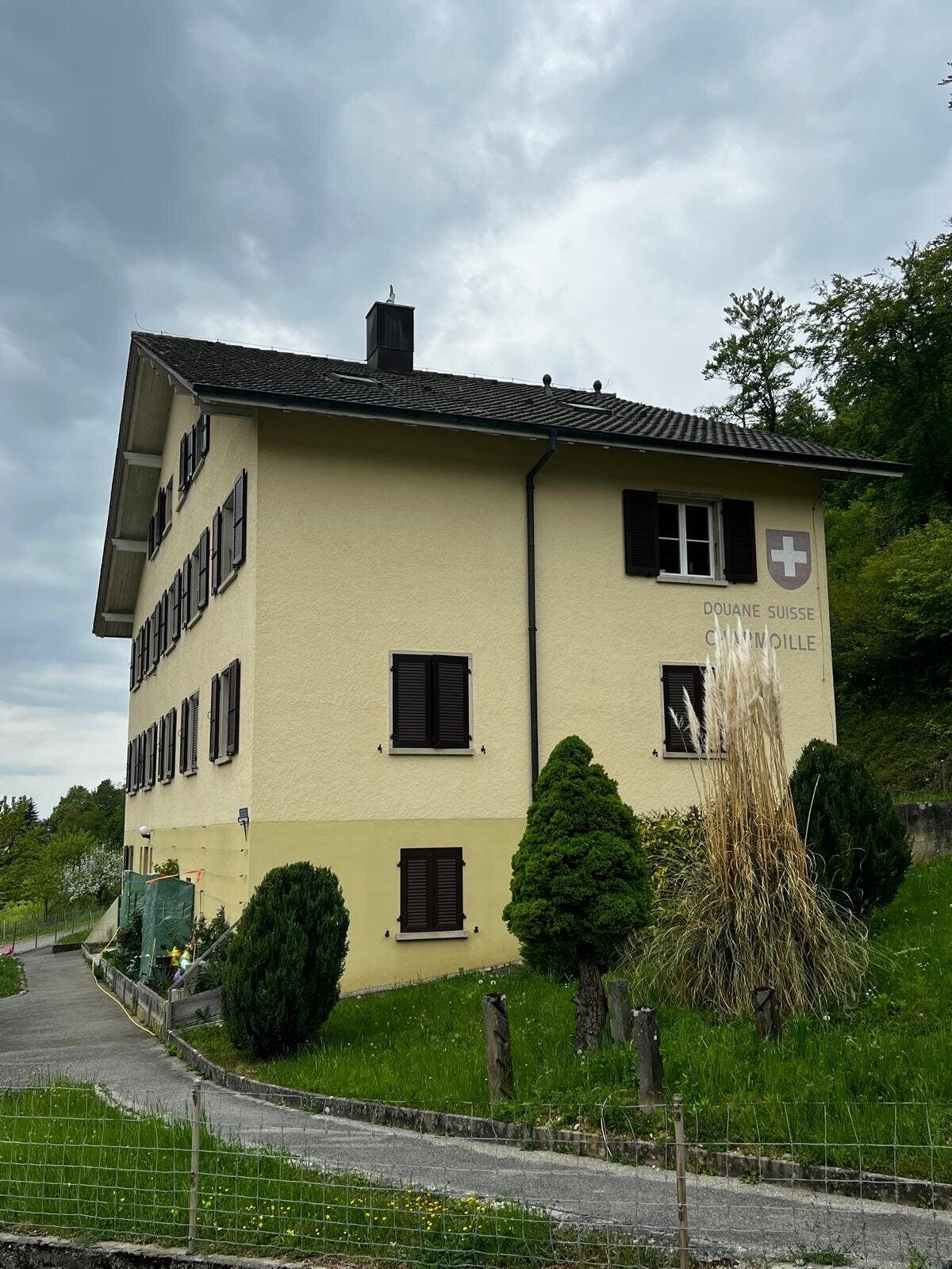 Immeuble locatif de 4 appartements à vendre à Charmoille - photo 2