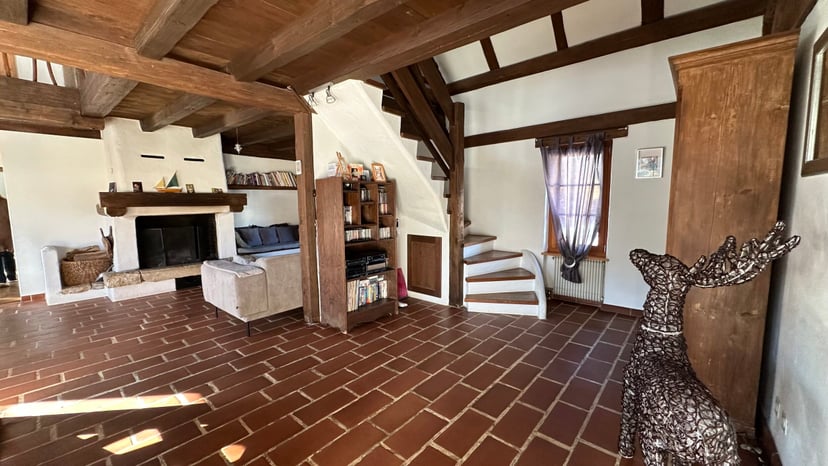 Maison de 9,5 pièces à vendre dans le village de Courtételle - photo 4