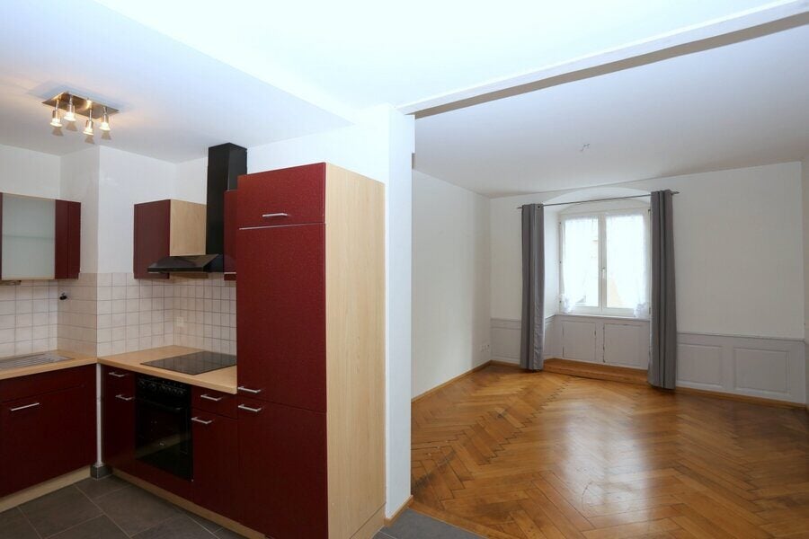 Immeuble de 3 logements, 1 studio et 1 bureau à vendre à Porrentruy - photo 5
