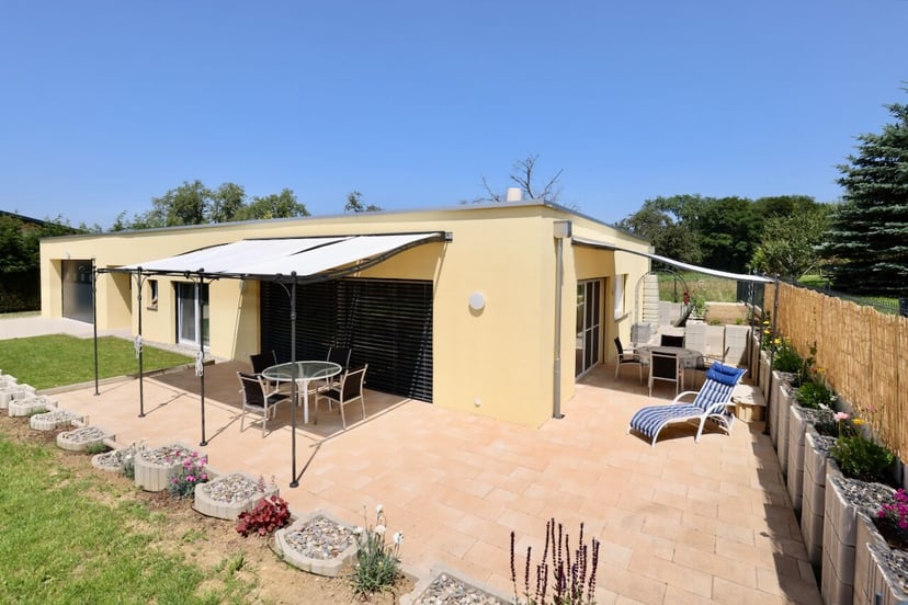 Haut standing pour cette villa de 5.5 pièces à Montignez dans le Jura. - photo 3