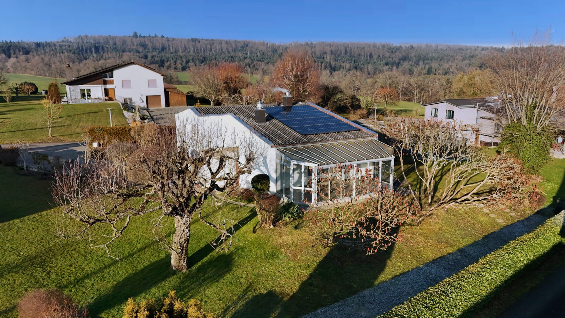 À vendre maison familiale de 5.5 pièces à Courtedoux - photo 1