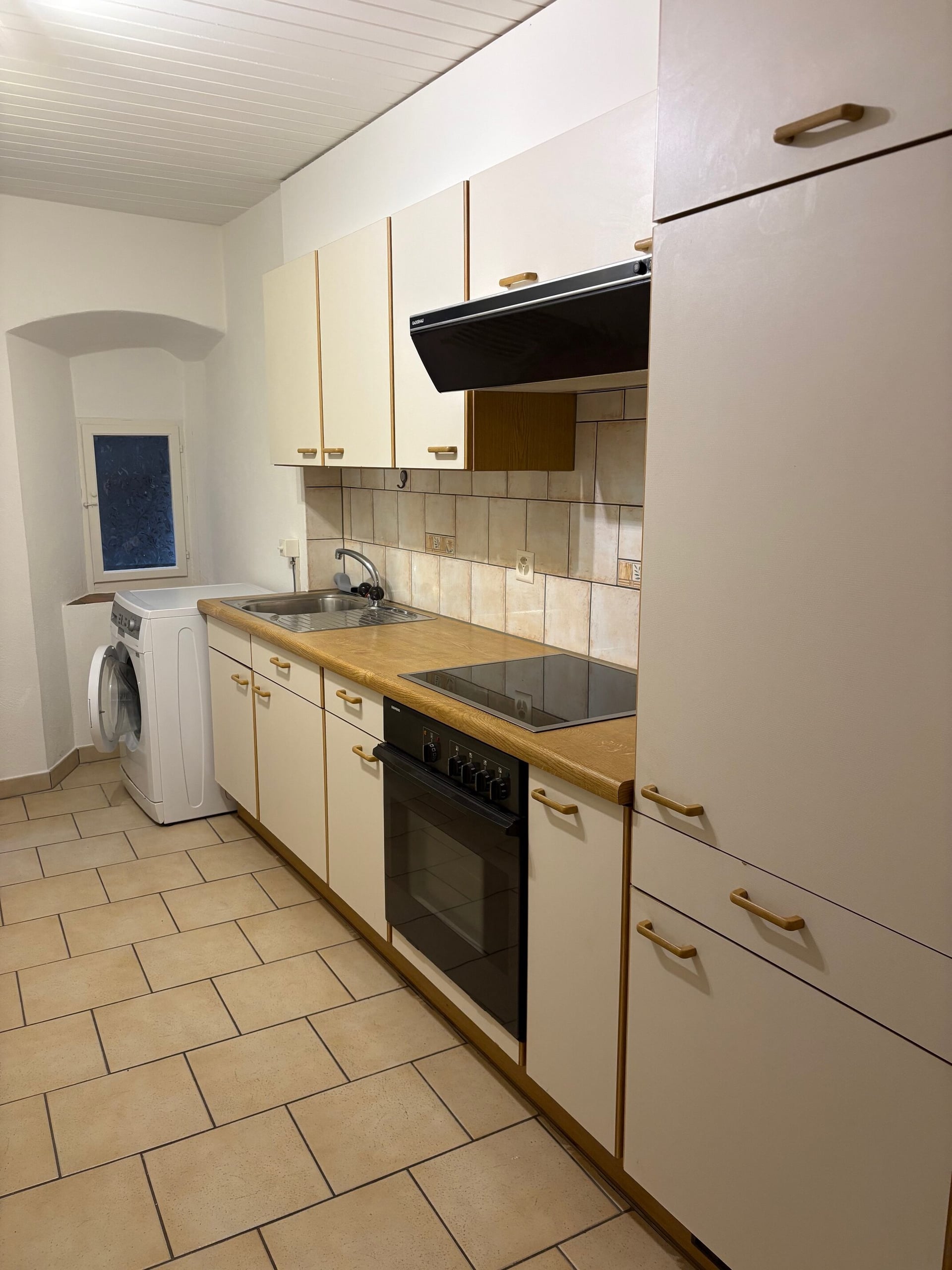 Immeuble de rendement de 4 logements et 1 commerce à vendre - photo 4