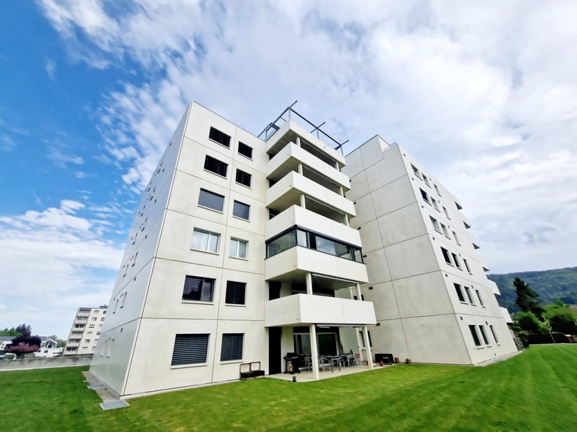 À Bassecourt appartement de 4.5 pièces au 1er étage à vendre - photo 1