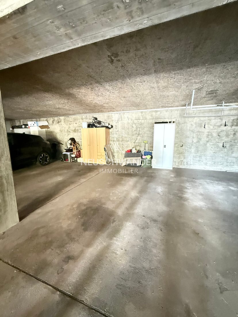 À vendre place de parc dans un parking souterrain à Delémont - photo 2