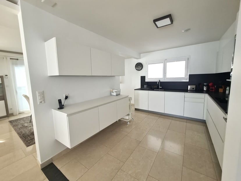 Villa de 8.5 pièces à vendre sur les hauteurs de Delémont - photo 2