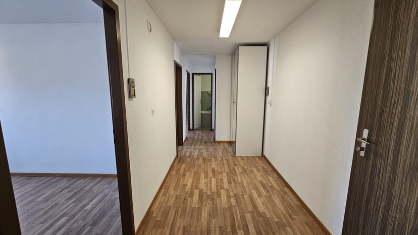 À vendre à Delémont appartement de 3.5 pièces au 2ème étage - photo 3