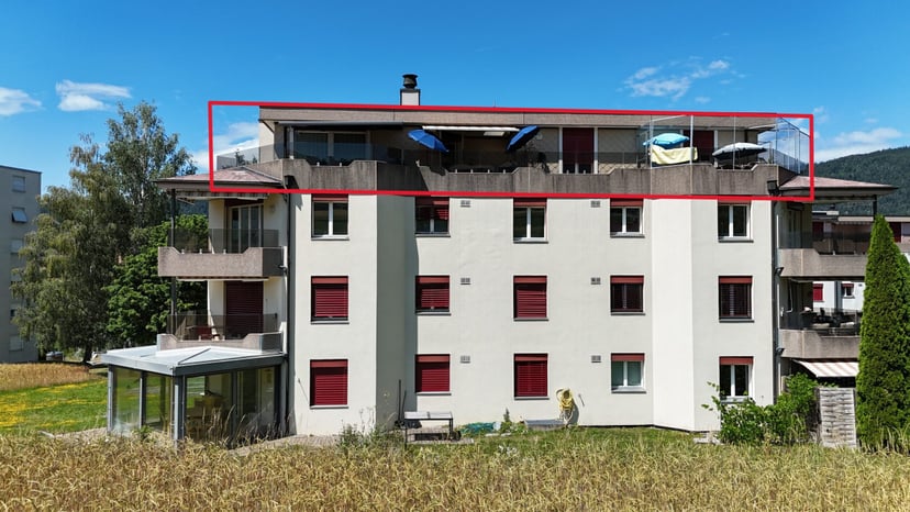 À vendre à Reconvilier magnifique attique de 4.5 pièces - photo 1