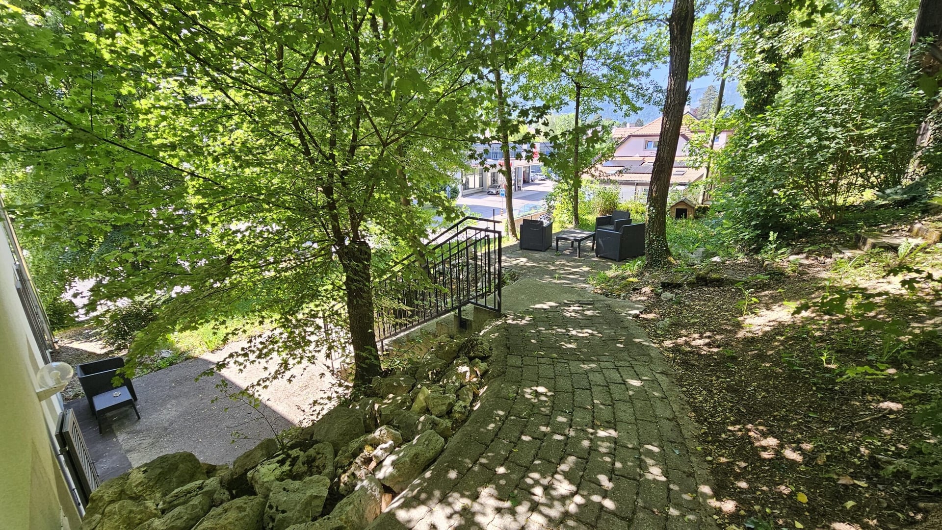 À Moutier à vendre immeuble de rendement de 5 appartements tous loués - photo 3
