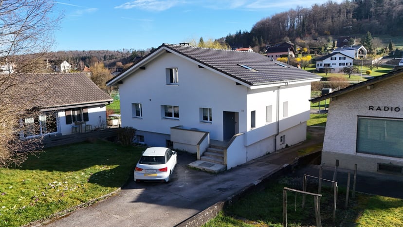 À vendre à Courchavon maison de 5.5 pièces sur un terrain de 1'540 m² - photo 1