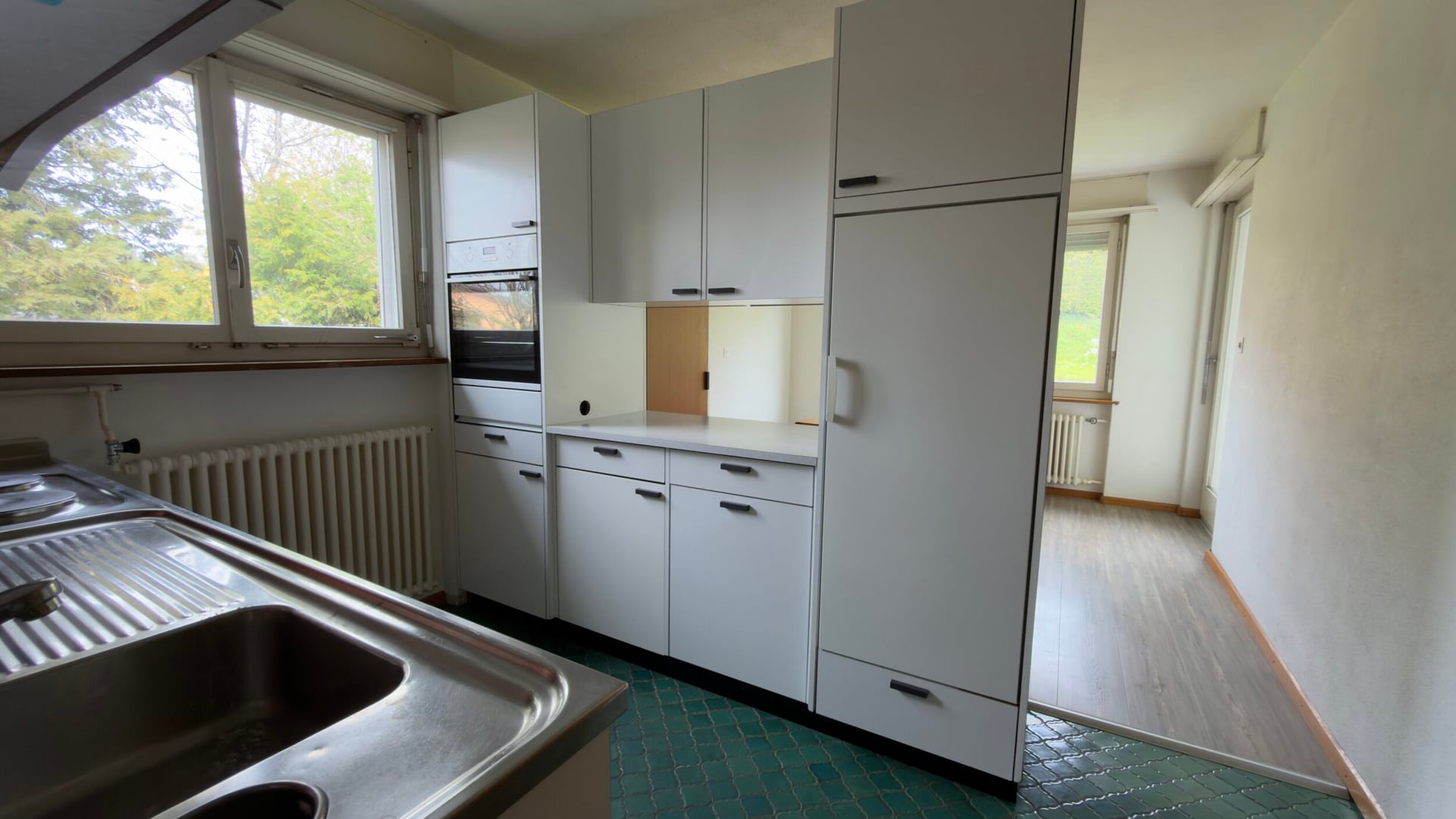 Charmante villa de 7.5 pièces dans un quartier recherché à Porrentruy - photo 4